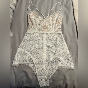 Lace bodysuit